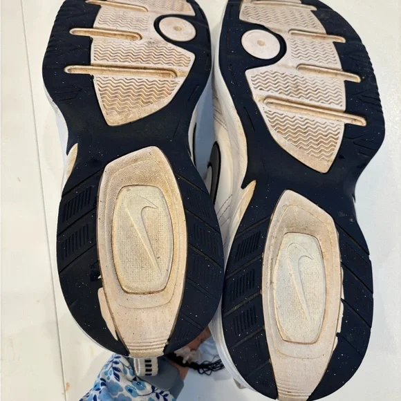 Nike Air Monarch IV Men's White and Black Athletic Shoes size 14 W - Picture 6 of 9